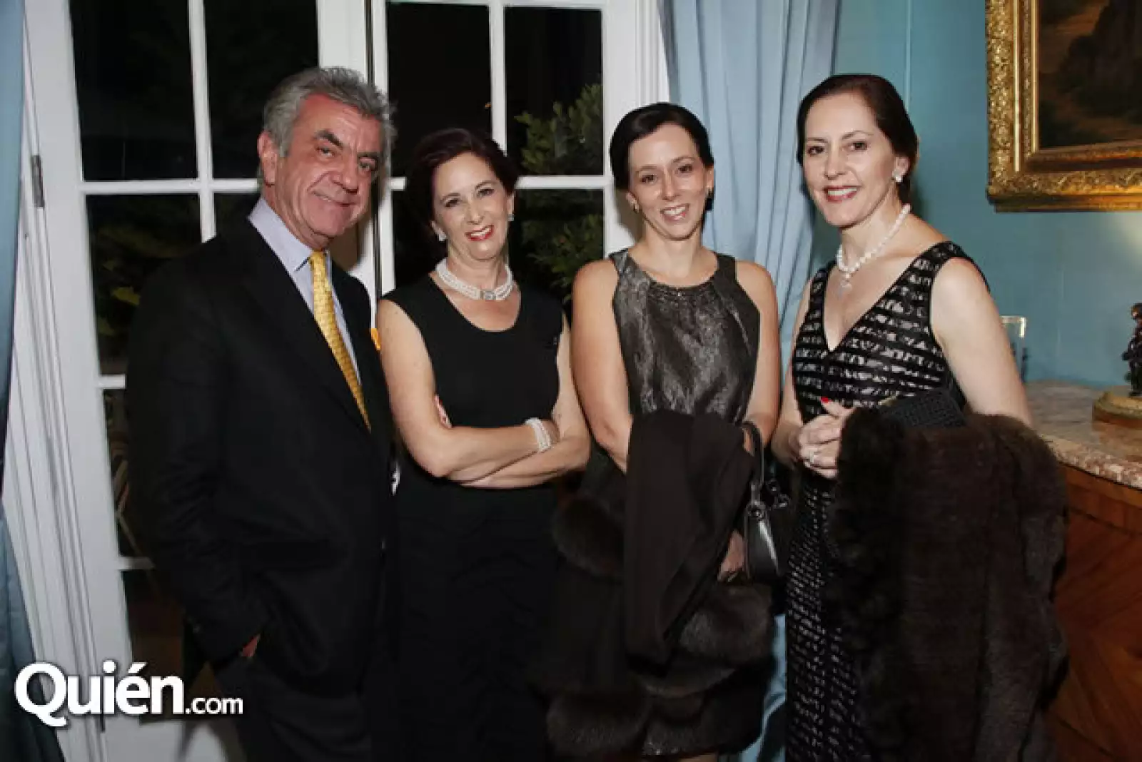 Rodrigo Rivero Lake,Bruni,Claudia y Carolina González Rubio