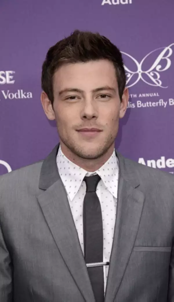 El actor principal de la famosa serie musical murió la tarde del sábado por causas desconocidas.