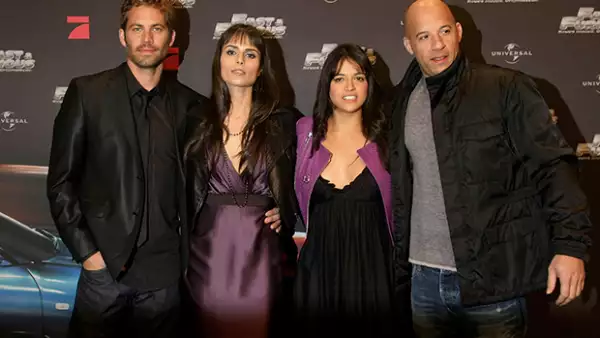 La actriz llegó a sentirse celosa de que su amigo hubiese fallecido antes que ella después de consumir ayahuasca para intentar huir de sus sentimientos.