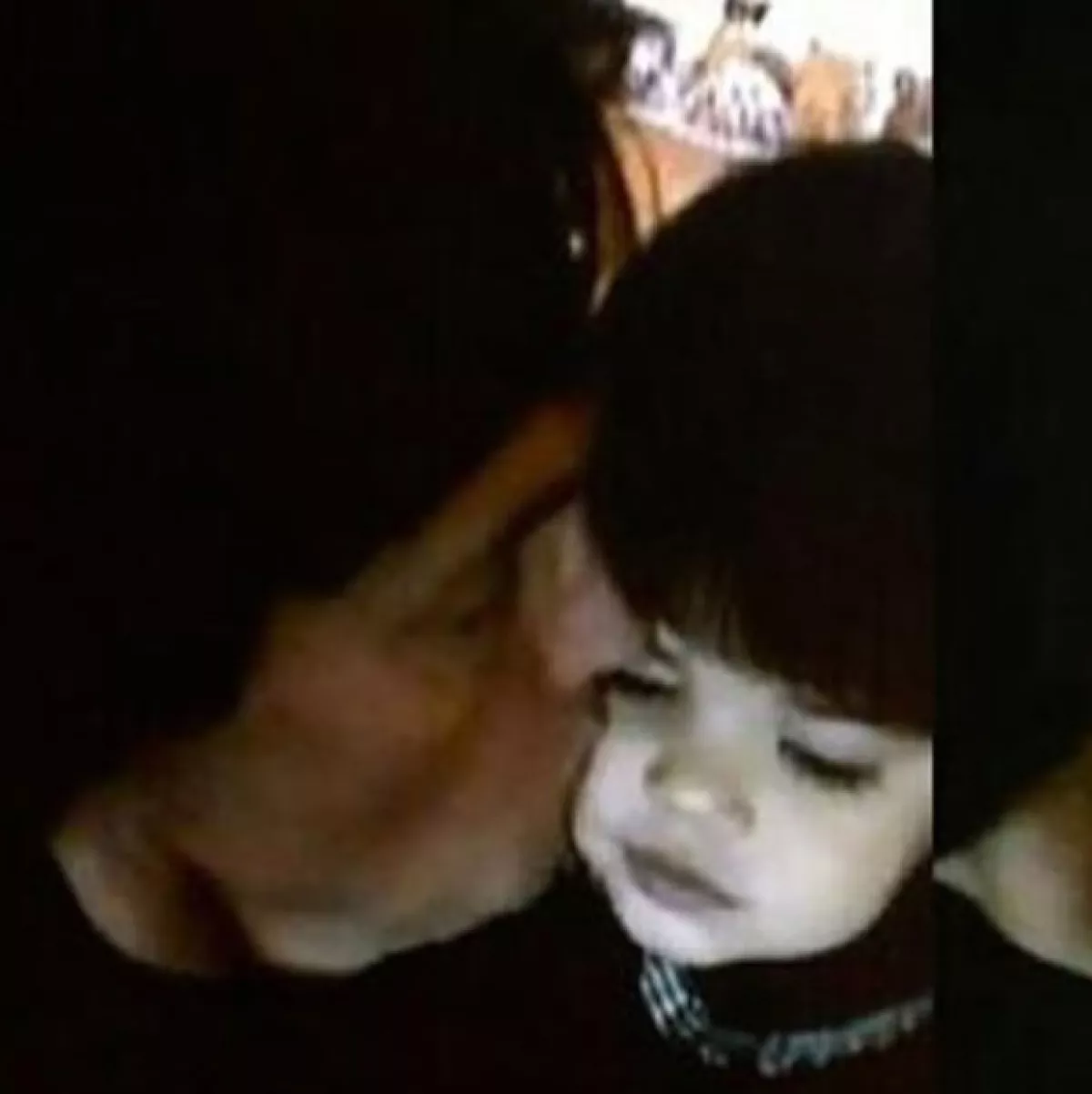 La modelo felicitó a su papá y lo llamó su héroe.