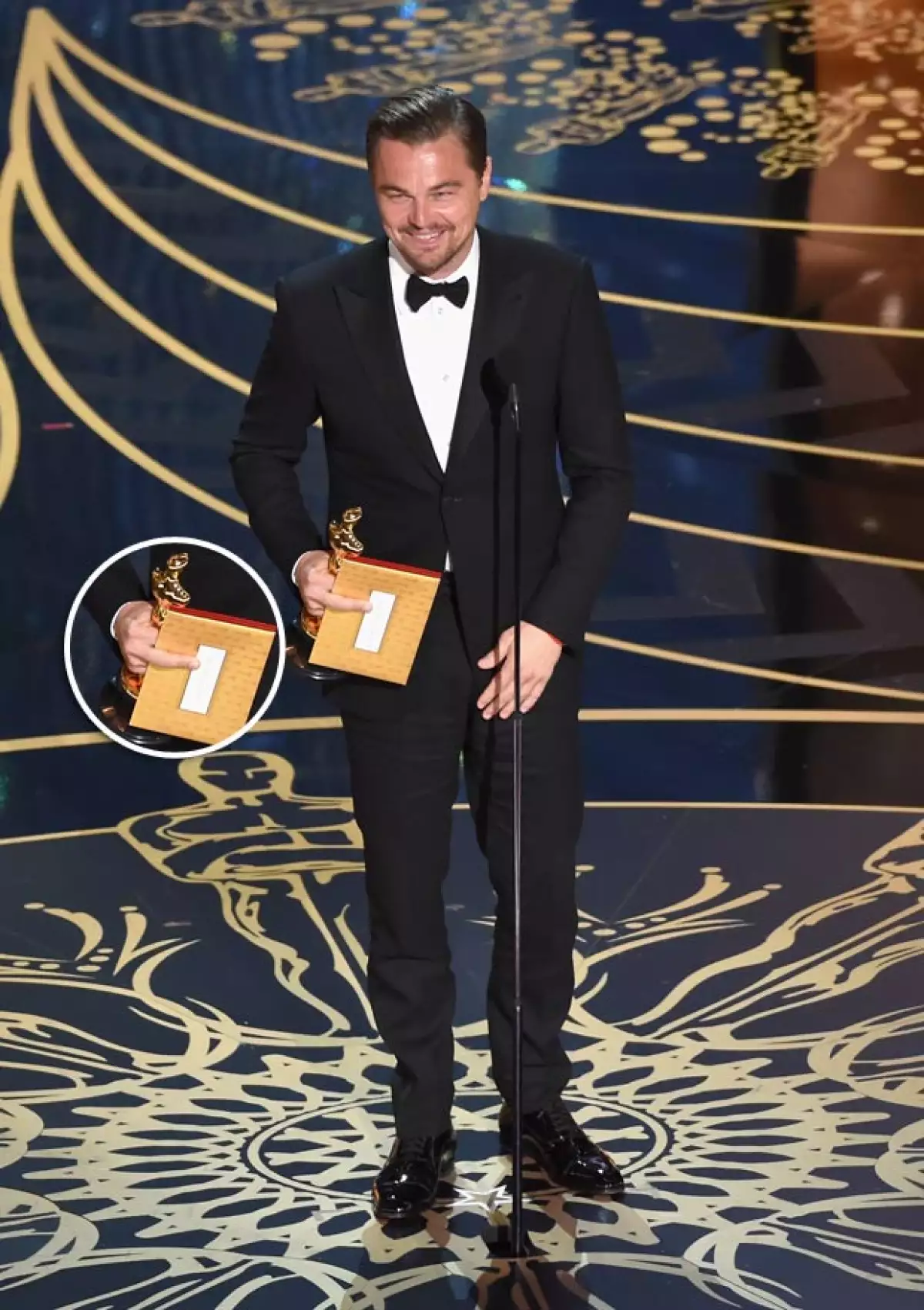 Sin embargo, su dedo medio fue lo que destacó a cuadro.