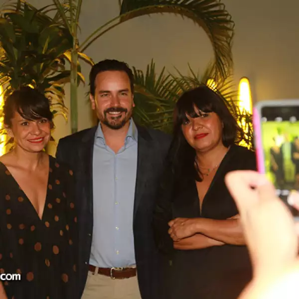 Renata Franco, Hans Backhoff Guerrero y Julia Franco