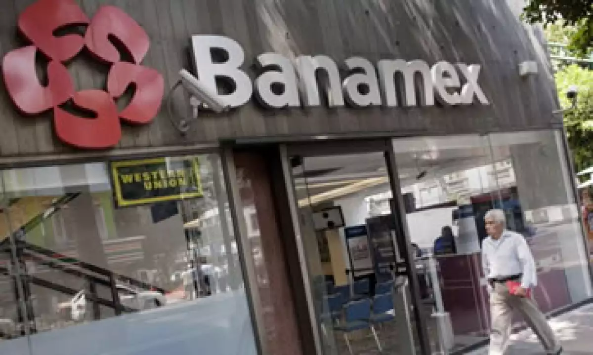 El aumento de 7% en las estimaciones preventivas para riesgos crediticios también contribuyó a la caída. (Foto: Getty Images)