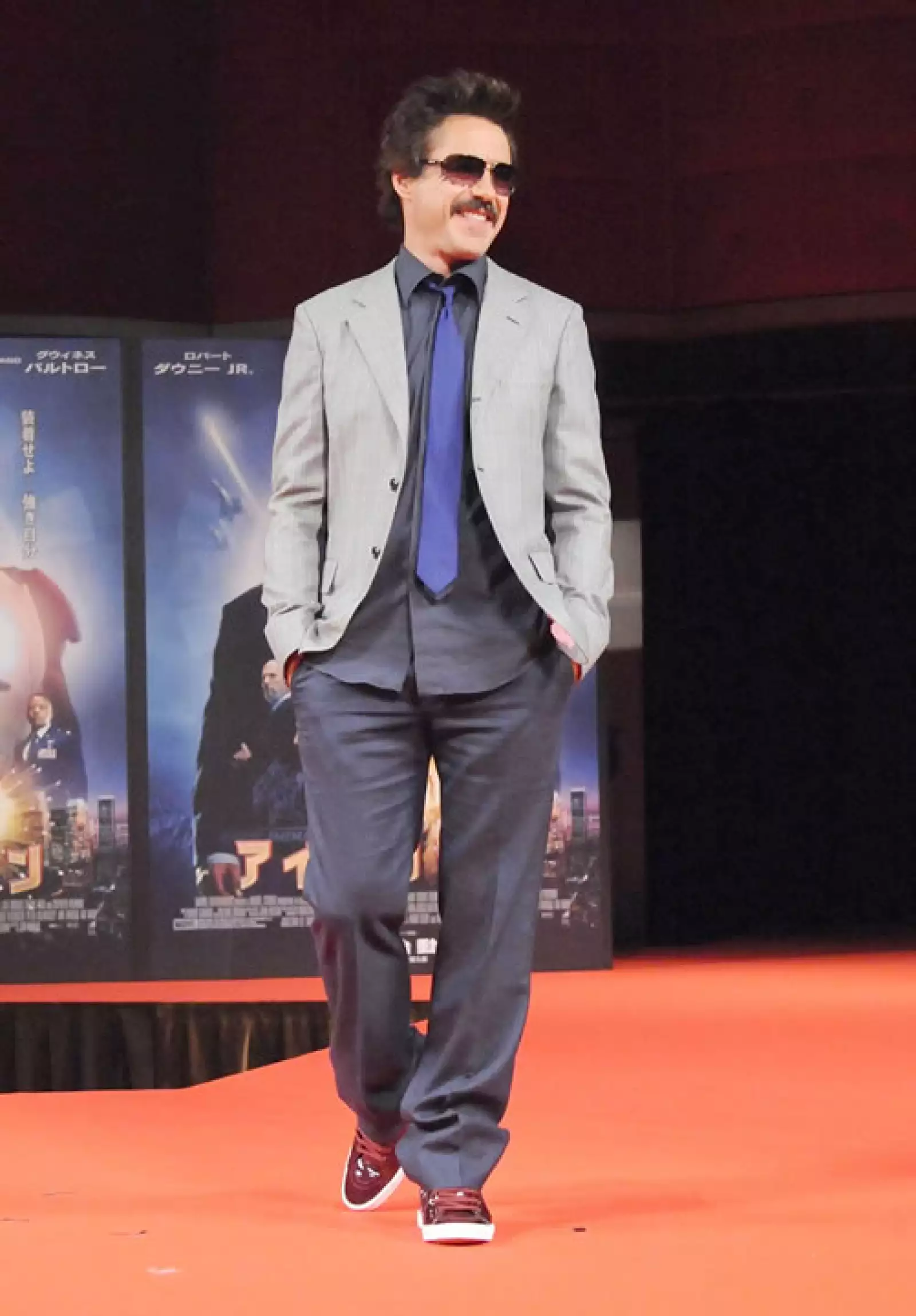 A finales de 2006 fue elegido para protagonizar la primera parte de Iron Man, la cual se estrenó en 2008 con éxito brutal en taquilla.