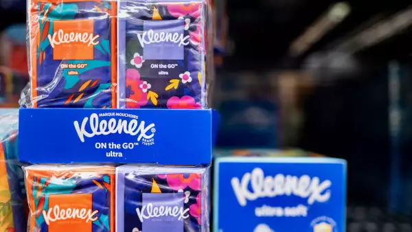Kimberly-Clark rompe récord en ventas, pero subirá 4% el precio de sus productos por alza de petróleo