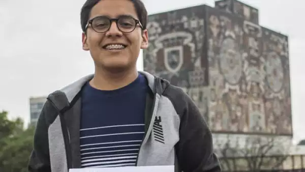 Alumno UNAM 2
