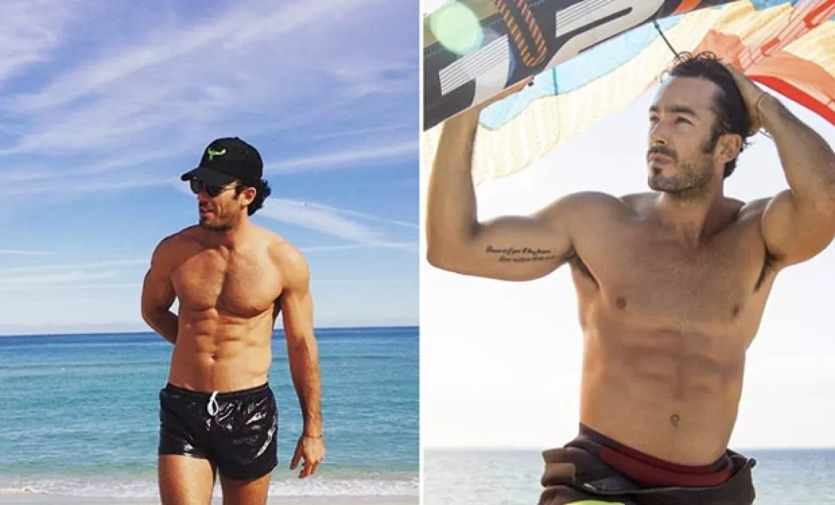Disfruta de posar de manera súper hot en la playa.
