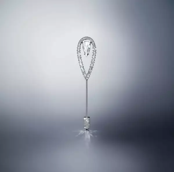 2025_Swarovski_Vienna Opera Ball_Pin_72DPI_RGB.jpg