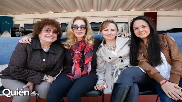 Laura García,Toni Camil,Yadira Quiñones,Marisol Montejano