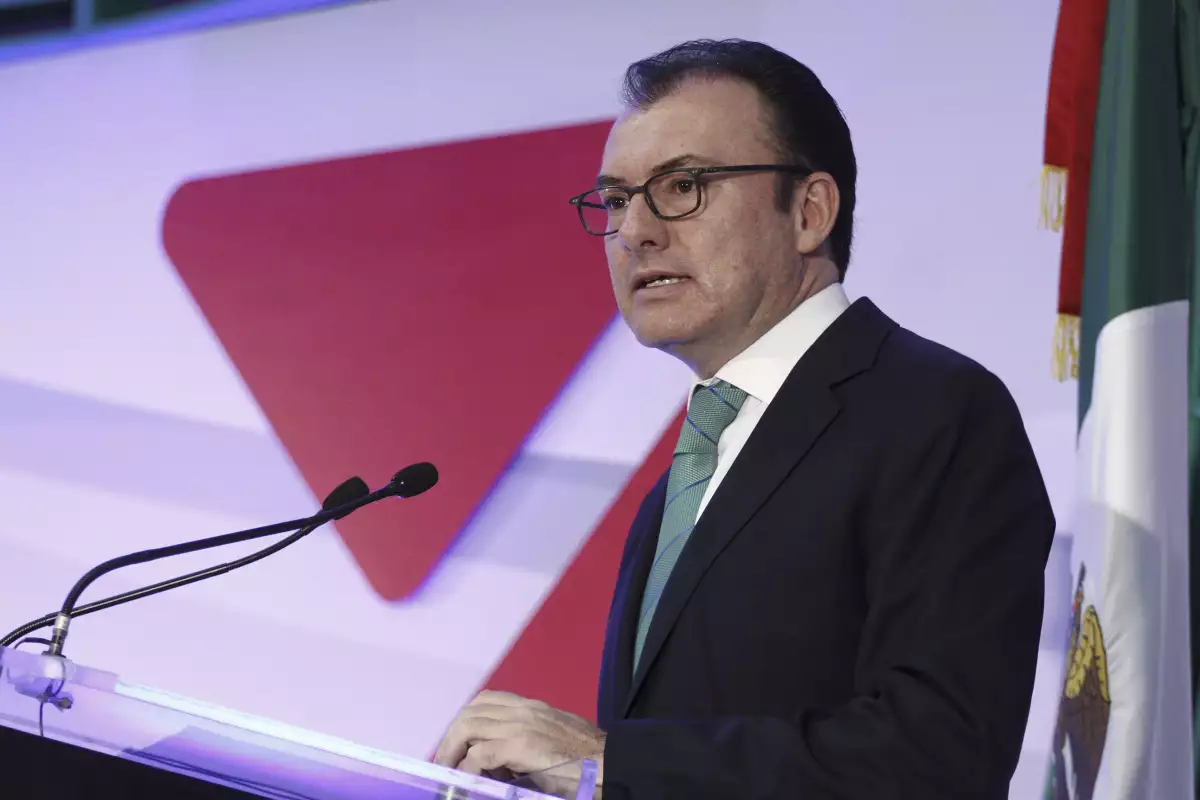 Pese a la baja en previsiones, se calcula que el PIB se mantendrá en 2.6%-3.6%.