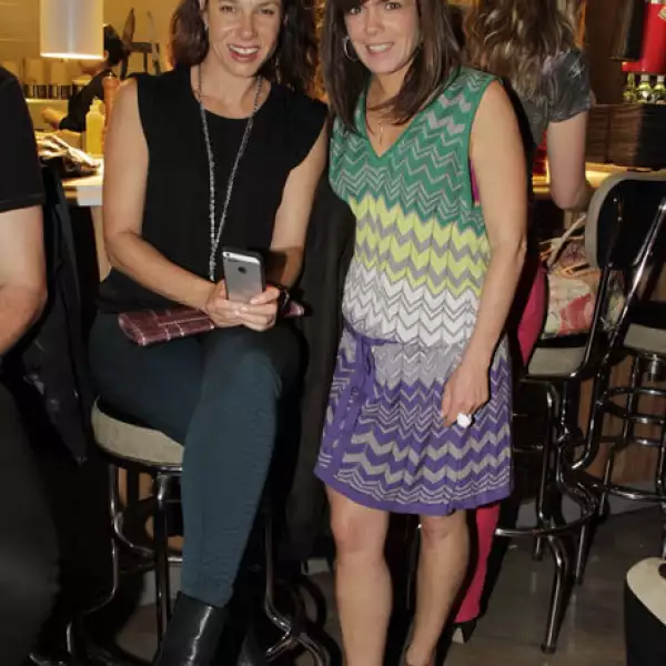 Virna Winn,Paola Ruíz