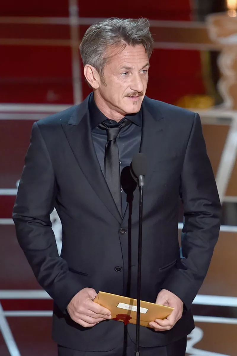 En la 87 entrega de los Oscar el actor hizo una broma sobre la "green card" que ofendió a muchos mexicanos, por lo que ahora él responde que no lo hizo con esa intención.