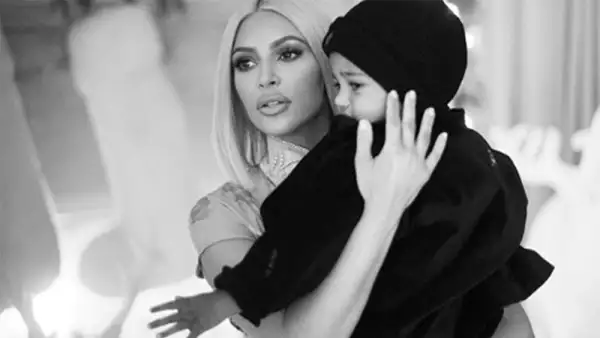 Kim Kardashian foto hijos
