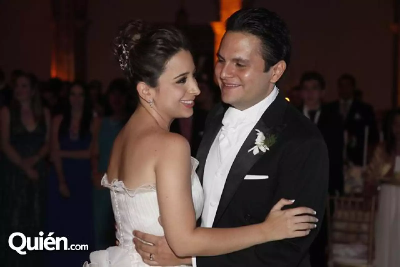 María Elena Castañón y René Aramoní