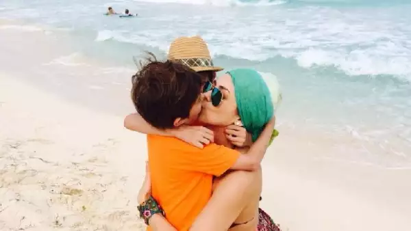 Aracely Arámbula en compañía de sus hijos Daniel y Miguel.