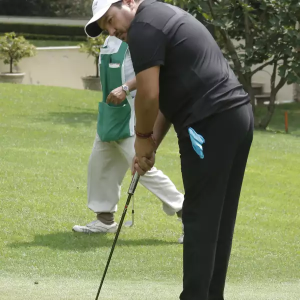 QUIJOHNSUTCLIFFE 111018RB 260.JPG