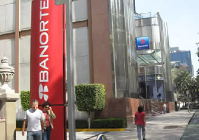 La inscripción de las acciones emitidas por GFNORTE fue autorizada por la Comisión Nacional Bancaria y de Valores. (Foto: CNNExpansión.com)