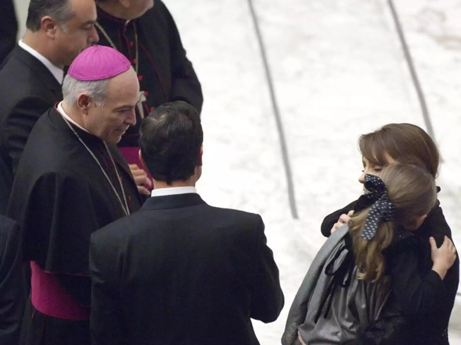 Angélica se mostró muy maternal con su hija pequeña, Regina, de tres años.