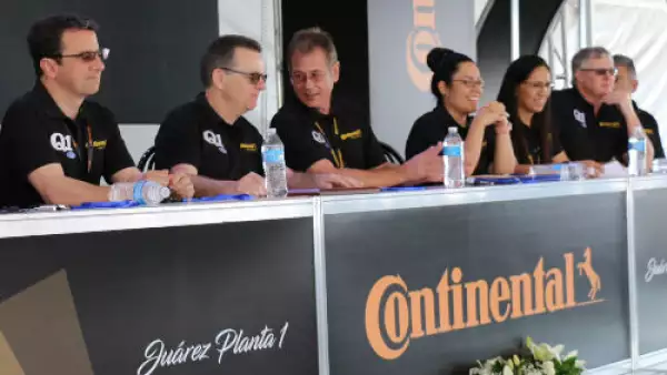 presentaci�n de Continental en su planta de Ciudad Ju�rez