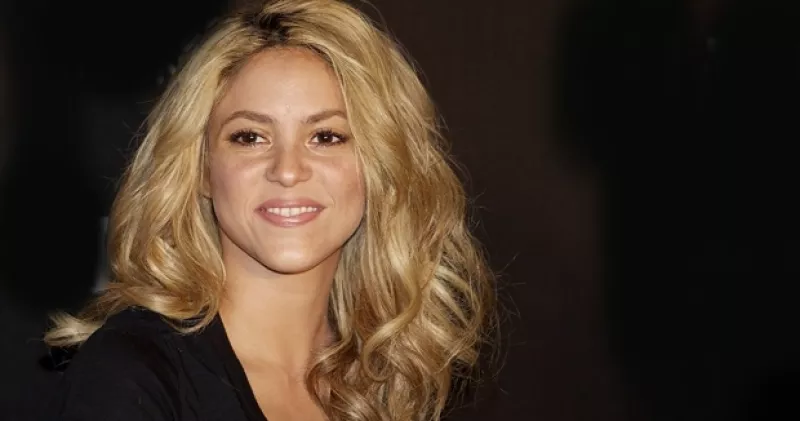 Recientemente salió a la luz un video en el que se ve a la colombiana cantando a la tierna edad de 11 años. Aquí te dejamos algunos otros clips de los inicios de la cantante.