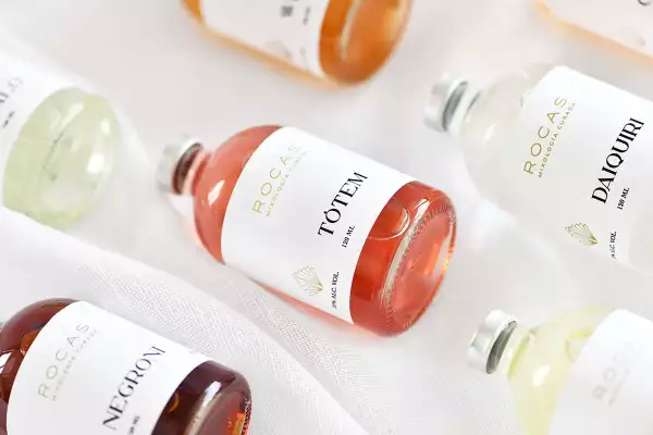 Cocteles preparados de la firma mexicana Rocas Mixología Curada