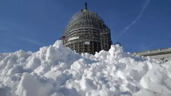 Washington podría recibir hasta 61 centímetros de nieve este fin de semana.
