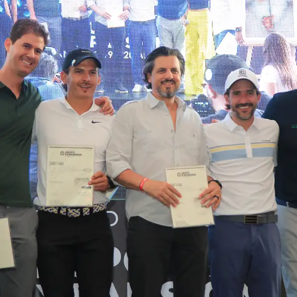 Alfredo Elías, Fernando Canasi, Diego Castillo y José Luis Lla
