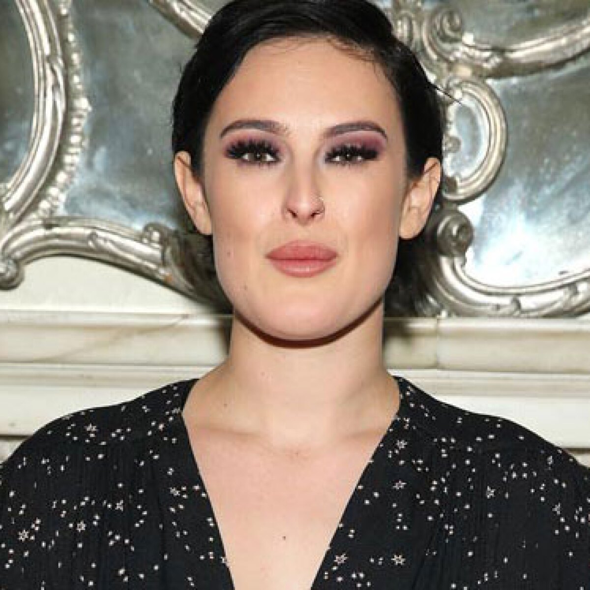 Rumer Willis sorprende en Instagram con cintura de infarto