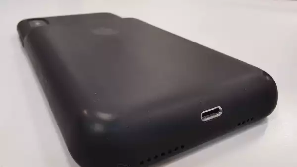 Smart Battery Case ofrece entre 50 y 70% más batería al iPhone