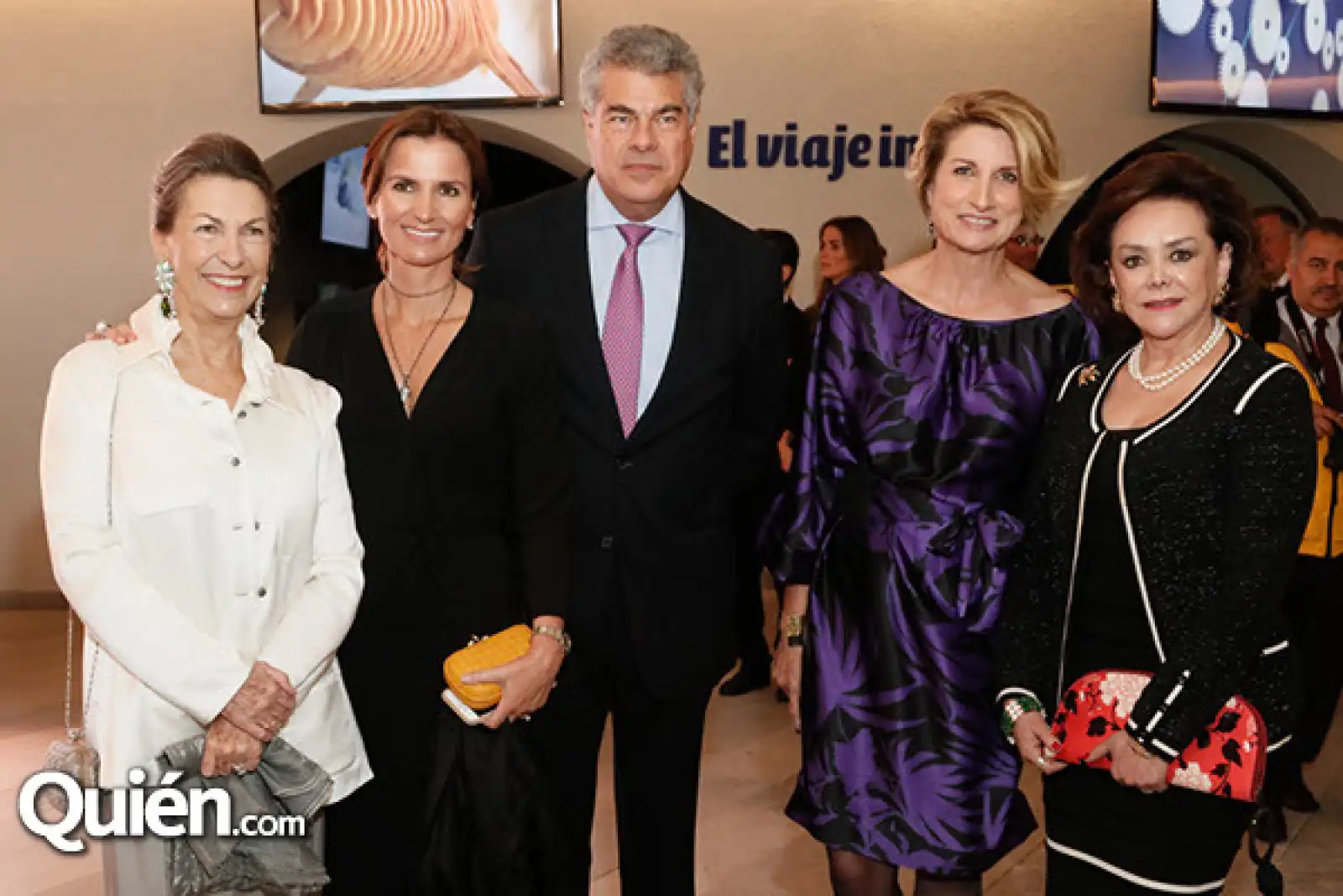 Marie Thérèse Arango, Carmen y Mauricio Amodio, Lolita Beistegui y Adriana Salinas