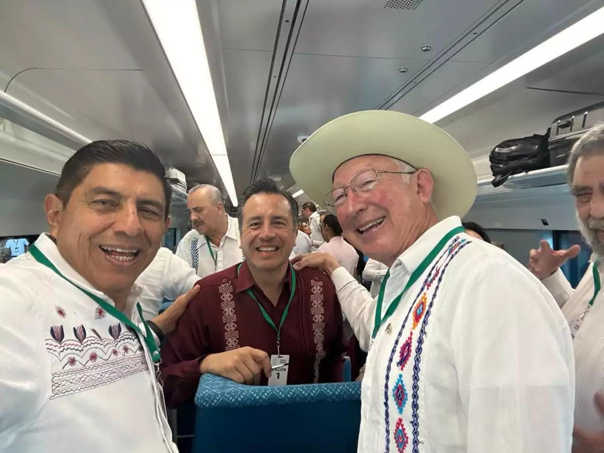 ken-salazar-tren-maya.jpeg