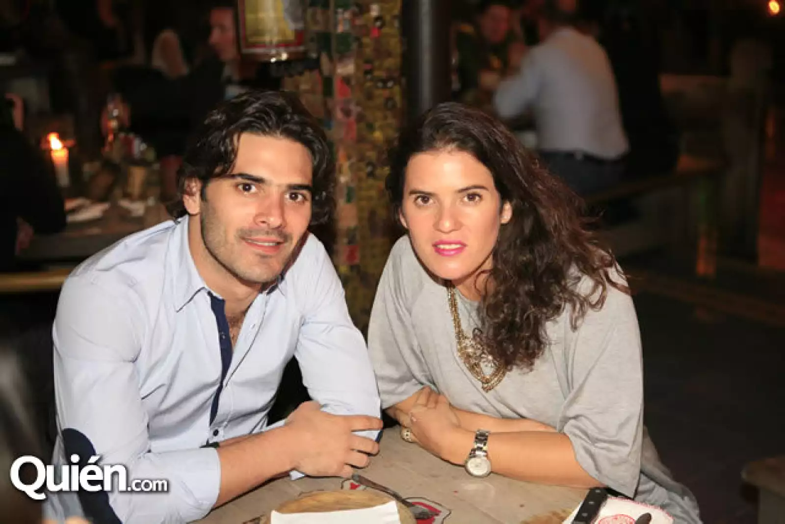 Jonathan Abad,Paloma Villamil.