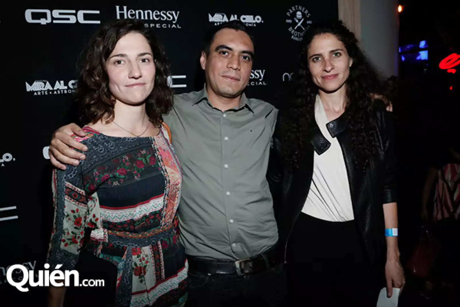 Gabriela Reyes Fuchs, Manuel Monjaras y Meria Bulos