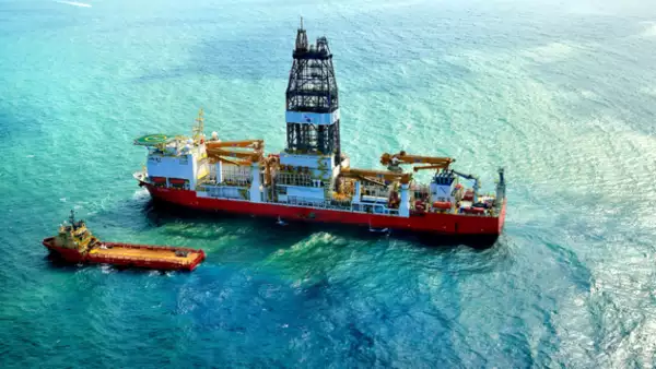 Los precios globales del petróleo tocaron nuevos máximos de cinco meses este martes.