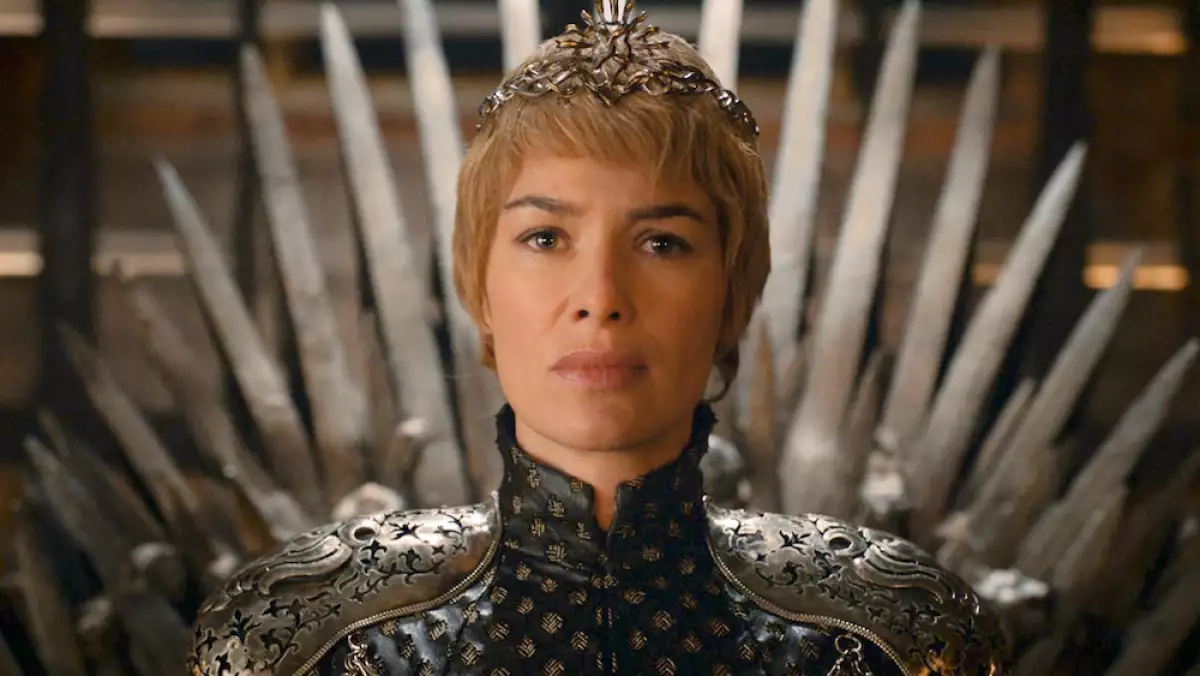 Cersie Lannister (Lena Heady) 