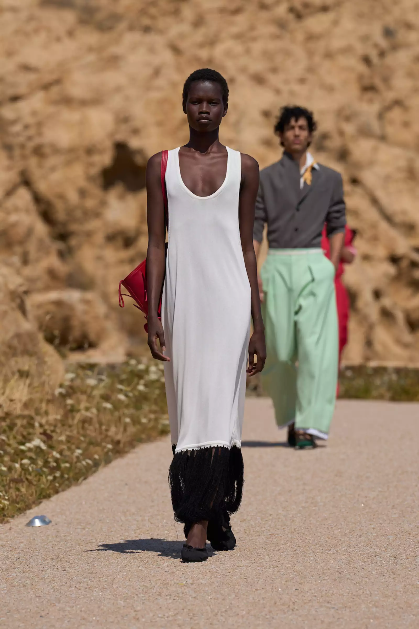 Jacquemus PO S27 035.jpg
