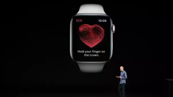 180918 apple watch reu.jpg
