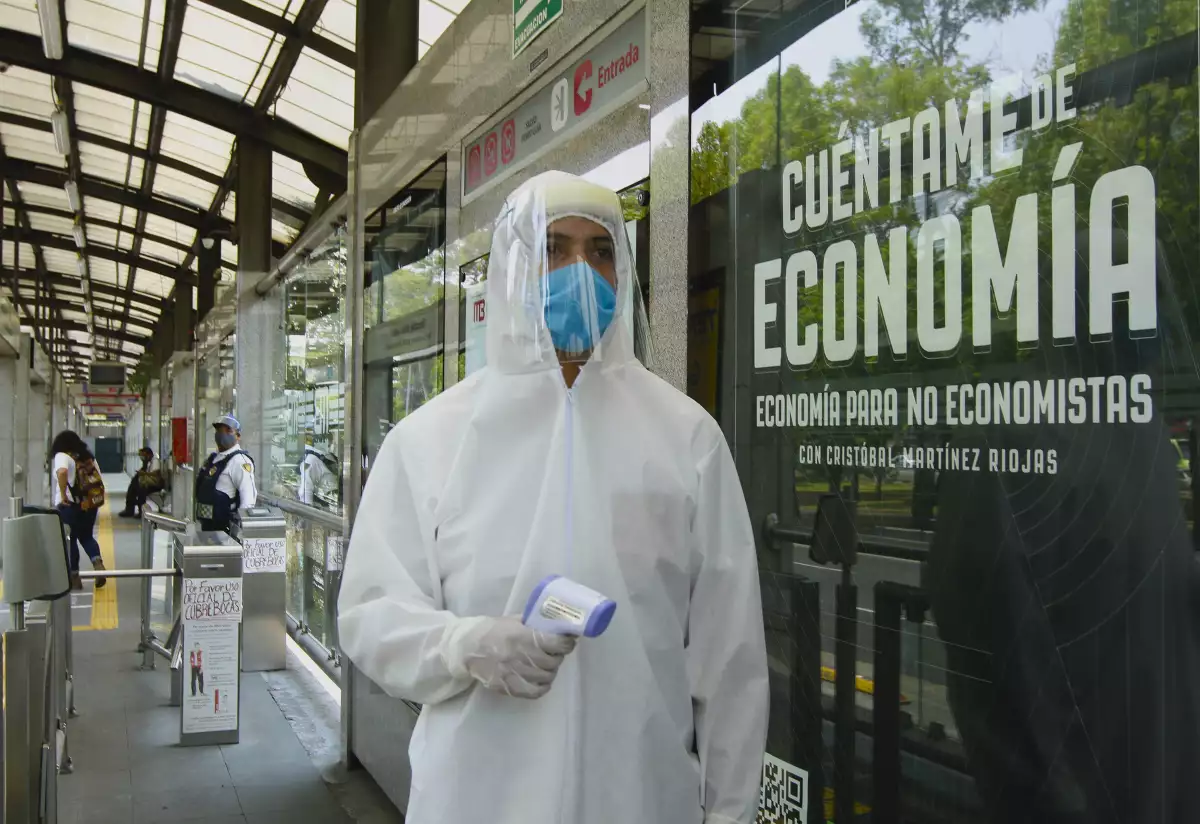 tren ligero cdmx cuberbocas 