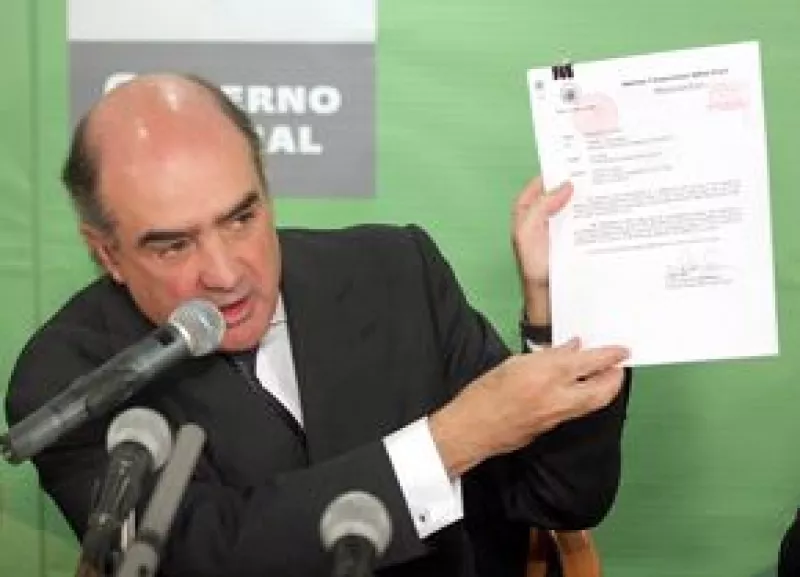 Una grabación del avión Learjet 45, en el que murió el Secretario de Gobernación, muestra 10 segundos de gritos desesperados. La SCT informa que se descarta sabotaje en dicha tragedia.