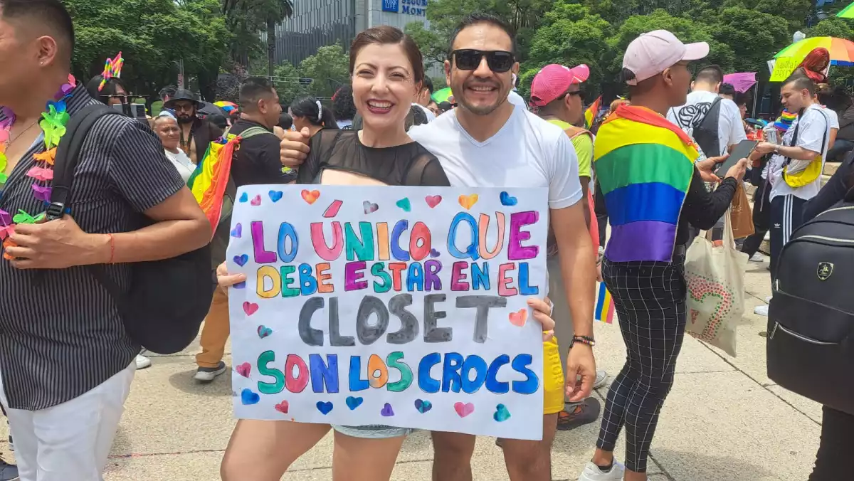 Marcha-LGBT-CDMX-Closet.jpg