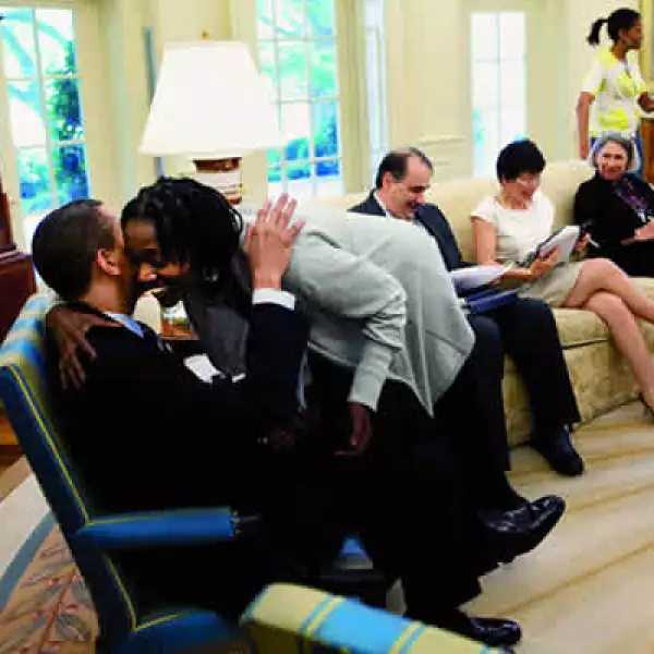 Auma Barack es la media hermana más cercana de Obama, aunque la conoció personalmente en Chicago hace apenas dos décadas.