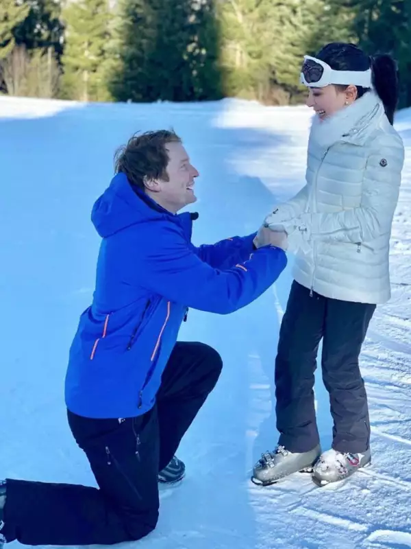 Henry Roper-Curzon y Hanna Jaff