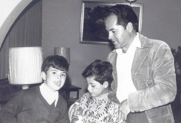 Con esta imagen el presidente de México recordó a su padre en su día.