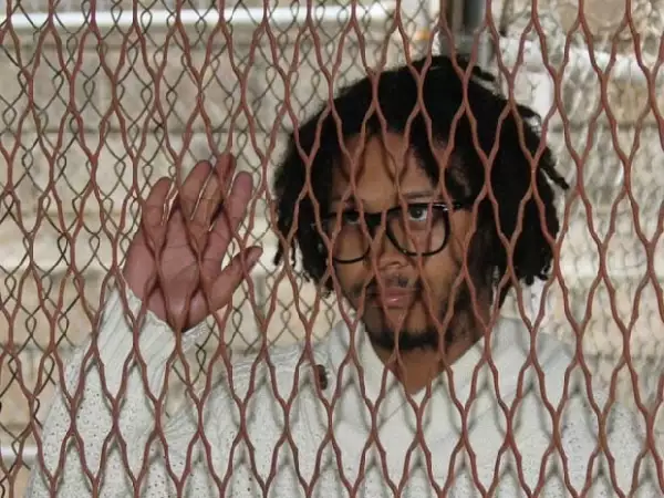 Durante su ingreso Kalimba lucía tranquilo, sin embargo una fuente cercana dijo que esa actitud es de defensa.