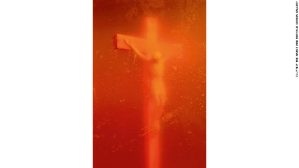 Piss Christ (1987), de Andrés Serrano