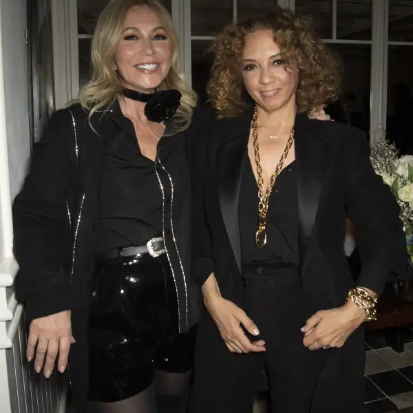 VB AW23 COCKTAILS    36.JPG