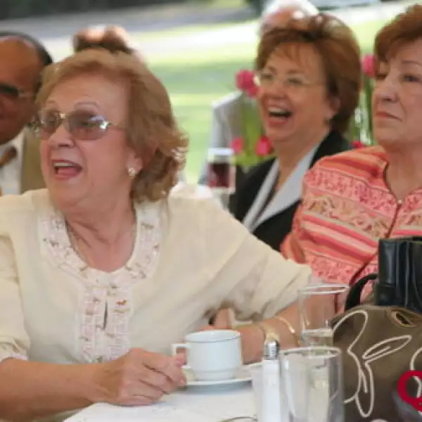 Maricarmen Zuñiga,  Oralia Enriquez