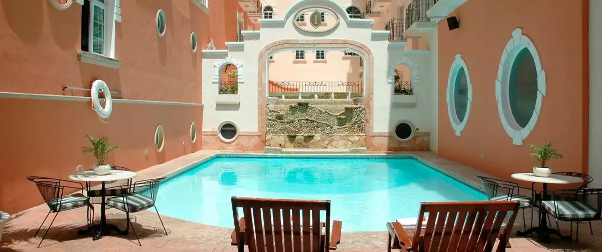 Hoteles de ciudad.