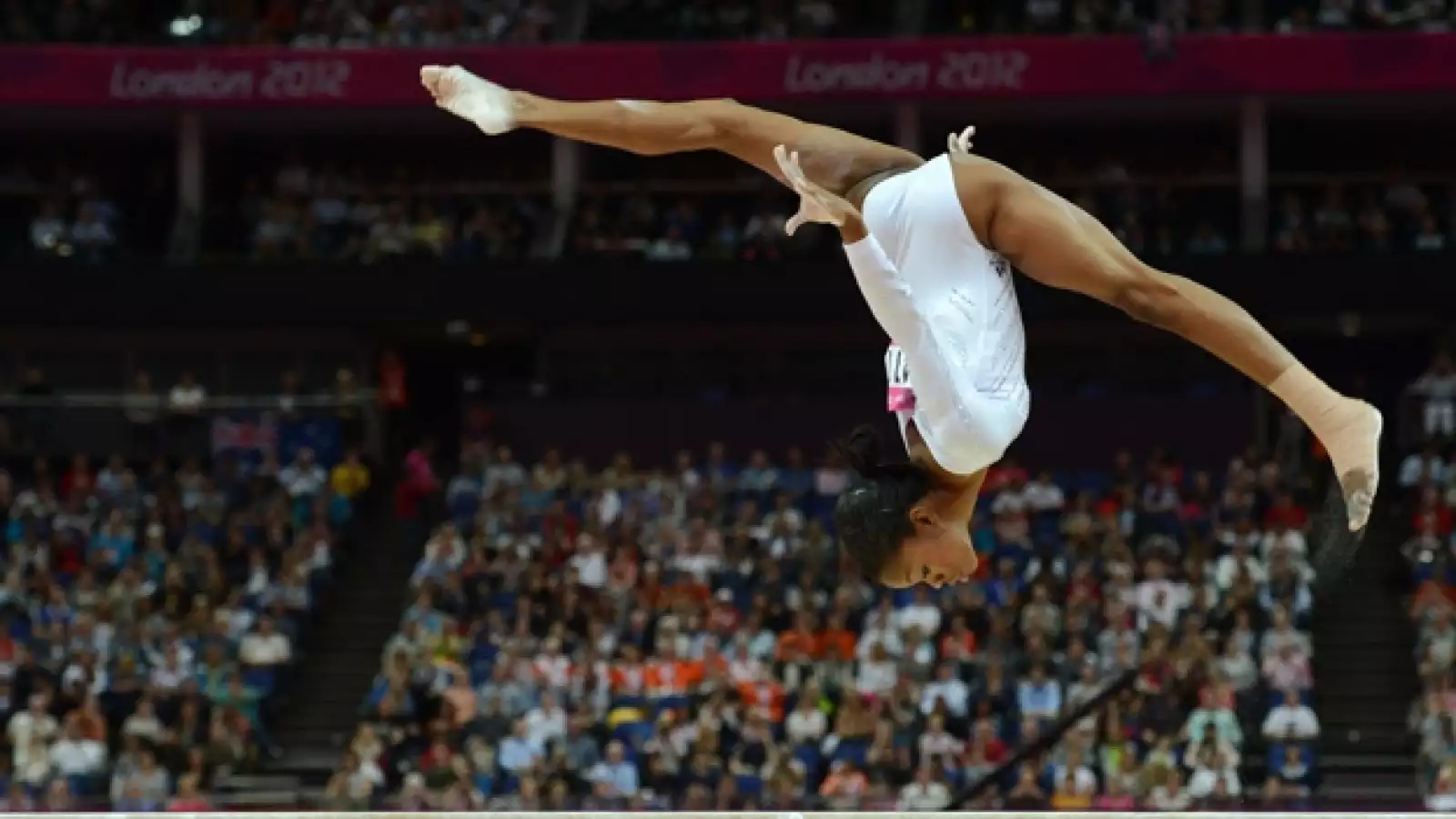 gimnasta estadounidense