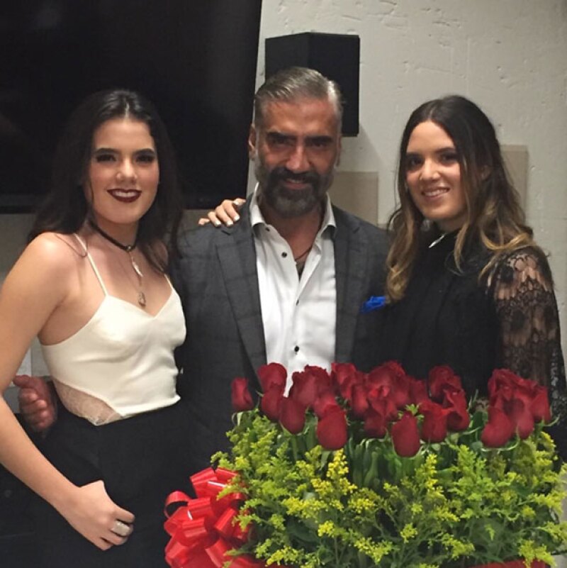 A través de Instagram, Alejandro Fernández felicita a sus hijas gemelas, fruto de su relación con América Guinart, y quienes hoy cumplen la mayoría de edad.